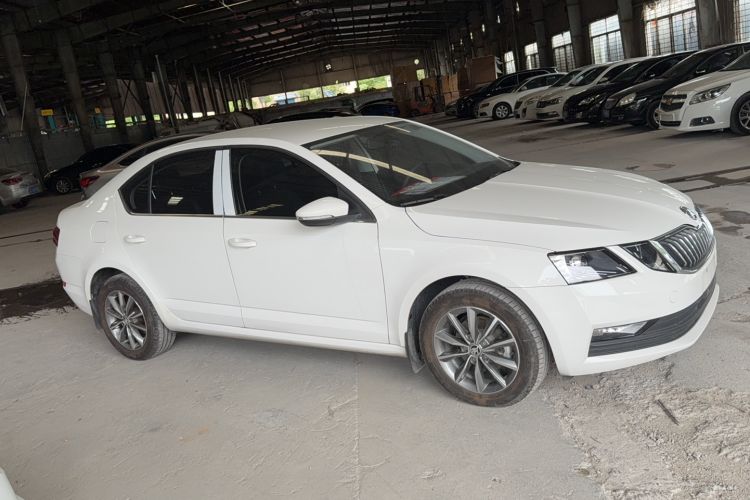 Used Skoda Octavia 2022 1.5L Manual Comfort Edition Exterior 2