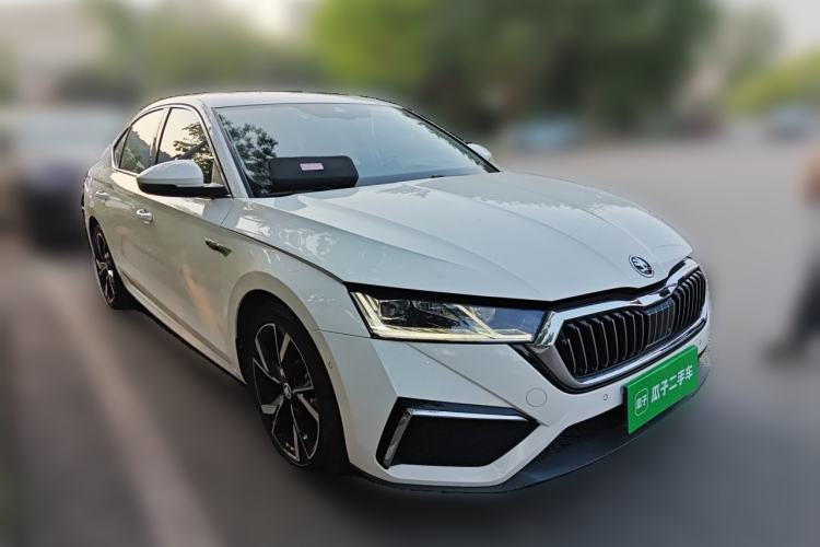 Used Skoda Octavia 2022 PRO TSI280 Luxury Edition Exterior 2