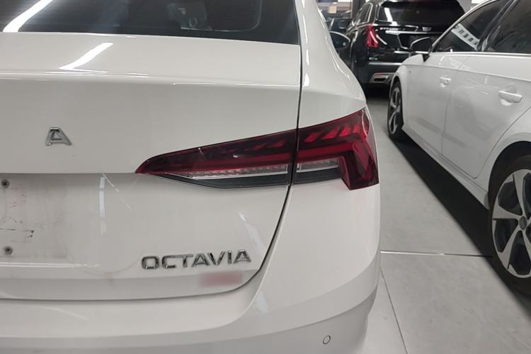 Used Skoda Octavia 2022 PRO TSI280 Luxury Edition Exterior 3
