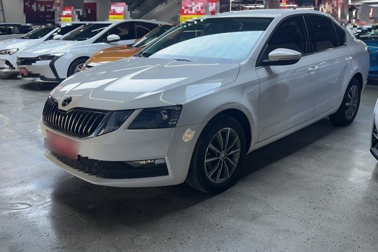 Used Skoda Octavia 2022 1.5L Automatic Comfort Edition Exterior 3