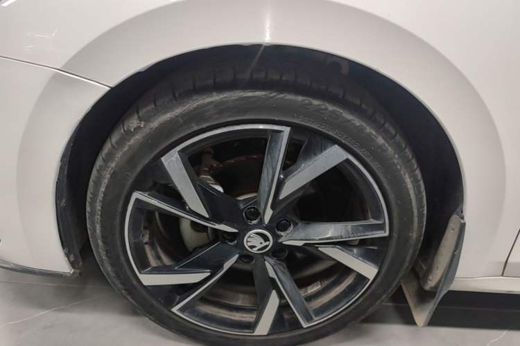 Used Skoda Octavia 2022 PRO TSI280 Luxury Edition Exterior 4