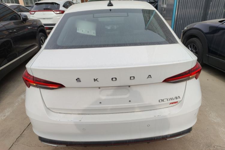 Used Skoda Octavia 2022 PRO TSI280 Luxury Edition Exterior 4