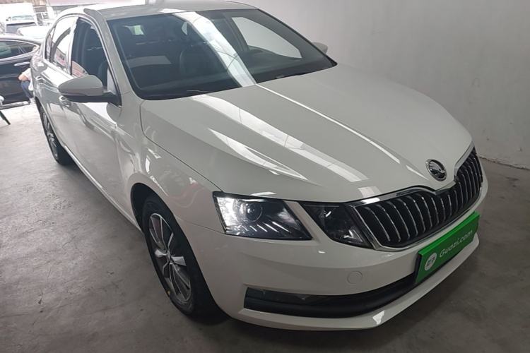 Used Skoda Octavia 2022 1.5L Automatic Comfort Edition Front Right 45 Deg