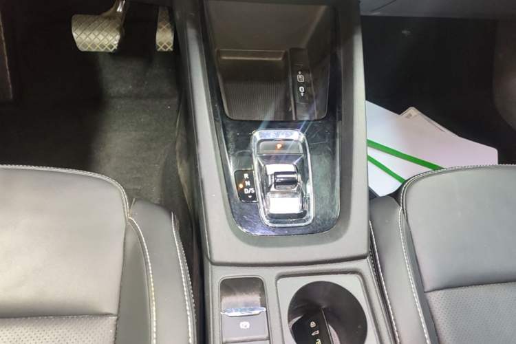 Used Skoda Octavia 2022 PRO TSI280 Luxury Edition Gear Lever