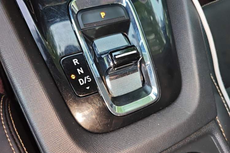 Used Skoda Octavia 2022 PRO TSI280 Luxury Edition Gear Lever