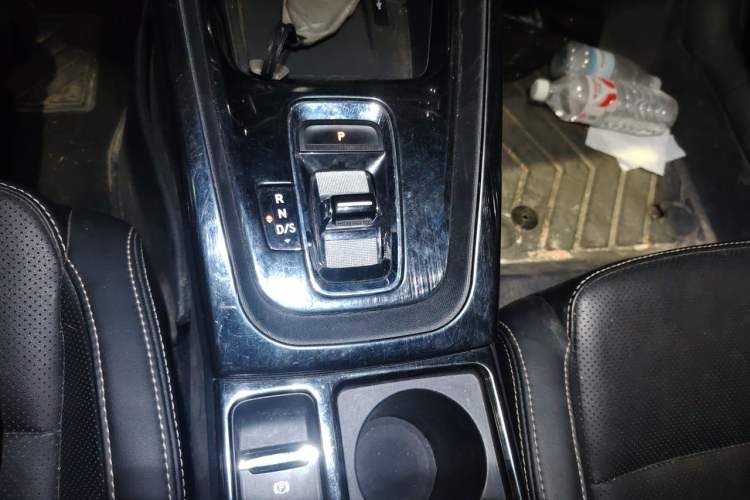 Used Skoda Octavia 2022 PRO TSI280 Luxury Edition Gear Lever
