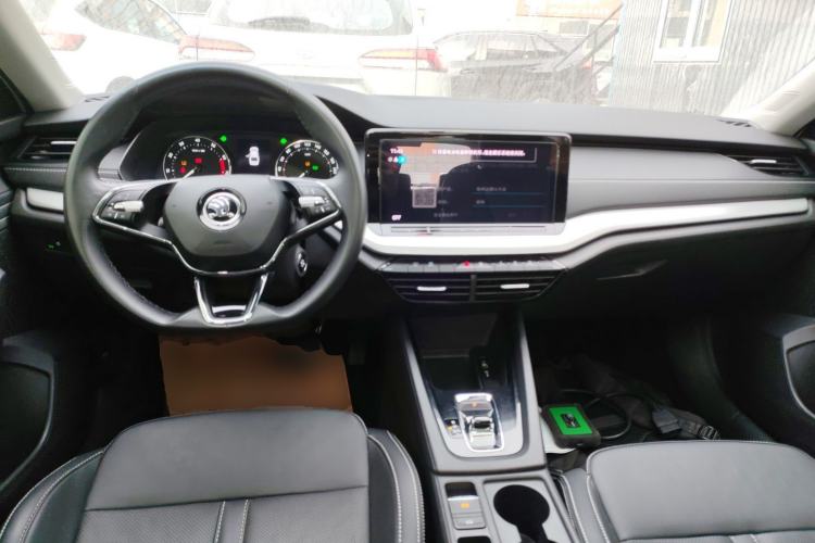 Used Skoda Octavia 2022 PRO TSI280 Luxury Edition Interior 2