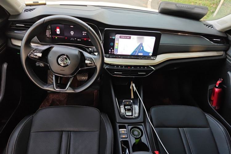 Used Skoda Octavia 2022 PRO TSI280 Luxury Edition Interior 2