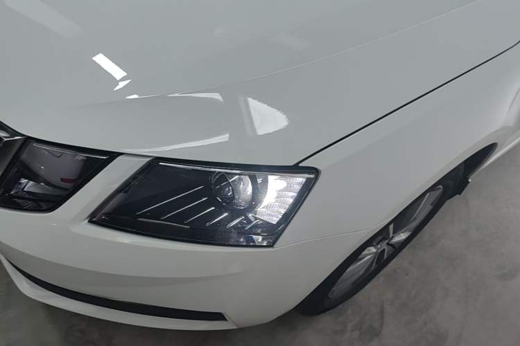 Used Skoda Octavia 2022 1.5L Automatic Comfort Edition Left Front Headlight