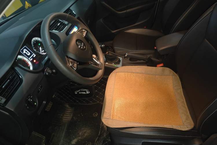 Used Skoda Octavia 2022 1.5L Automatic Comfort Edition Left Front Seat