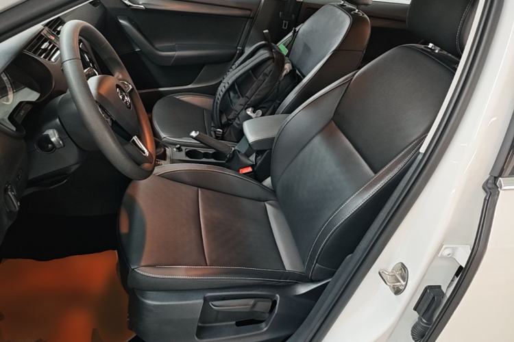 Used Skoda Octavia 2022 1.5L Automatic Comfort Edition Left Front Seat