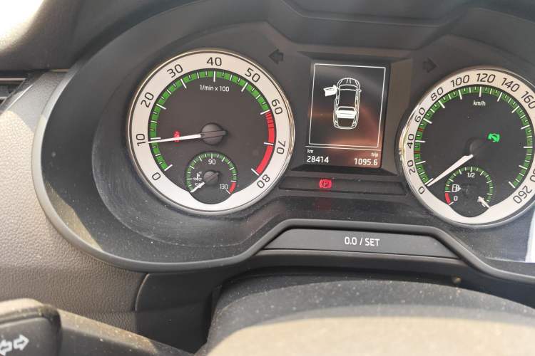 Used Skoda Octavia 2022 1.5L Automatic Comfort Edition Odometer Close Up