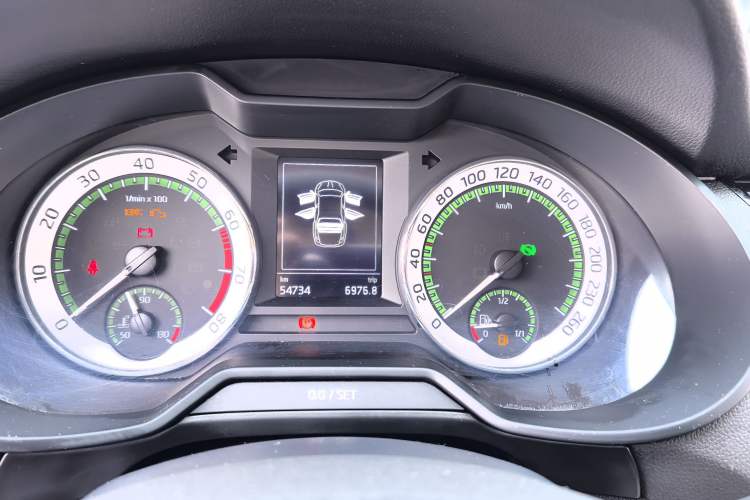 Used Skoda Octavia 2022 1.5L Automatic Comfort Edition Odometer Close Up