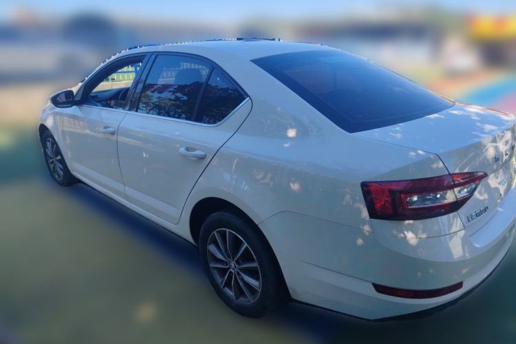 Used Skoda Octavia 2022 1.5L Manual Comfort Edition Rear Left 45 Deg