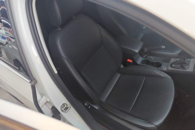 Used Skoda Octavia 2022 1.5L Automatic Comfort Edition Right Front Seat