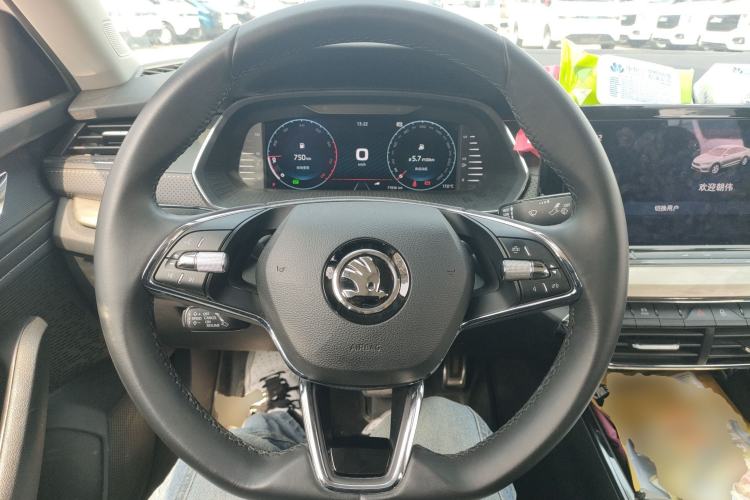 Used Skoda Octavia 2022 PRO TSI280 Luxury Edition Steering Wheel