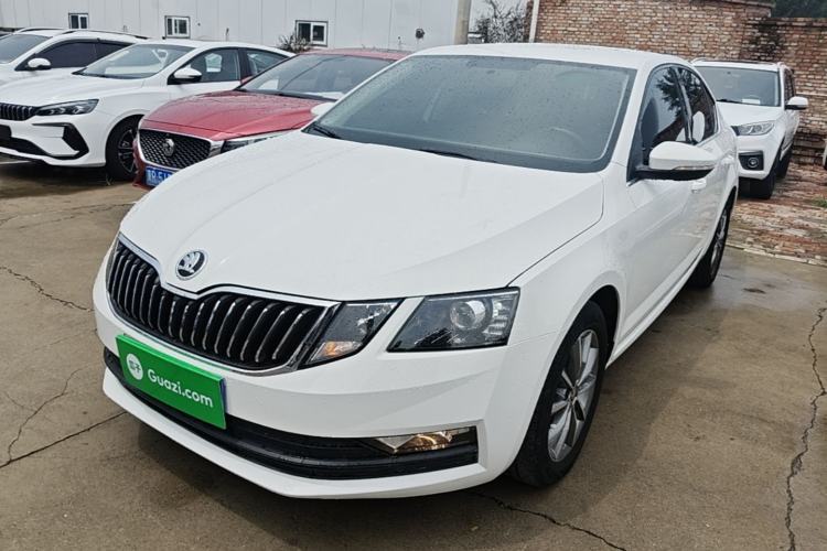Używany Skoda Octavia 2022 1.5L Automatic Comfort Edition Guazi used car, China used car export, Used car for sale, Used cars, Cheapest cars for sale