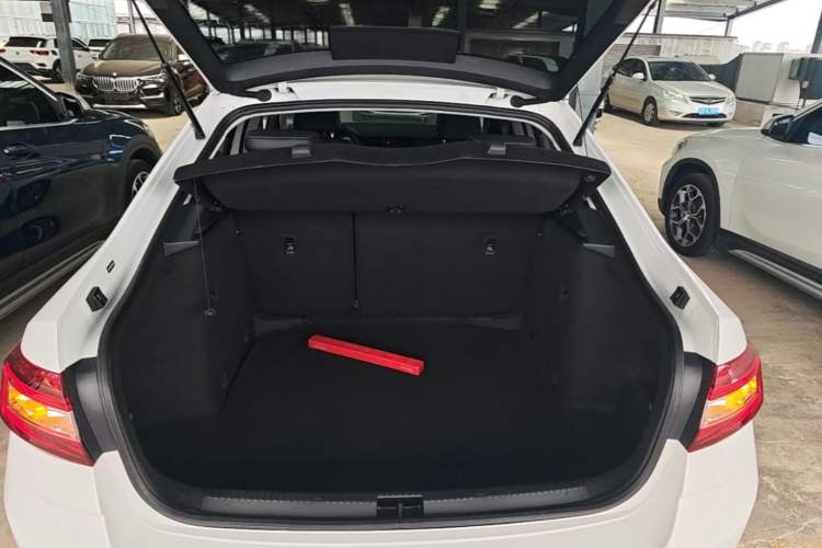Used Skoda Octavia 2022 1.5L Automatic Comfort Edition Trunk