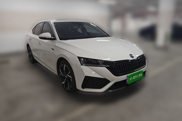 Used Skoda Octavia 2023 Facelifted PRO TSI280 Prestige Edition Front Right 45 Deg