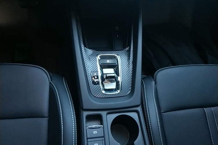 Used Skoda Octavia 2023 Facelifted PRO TSI280 Prestige Edition Gear Lever