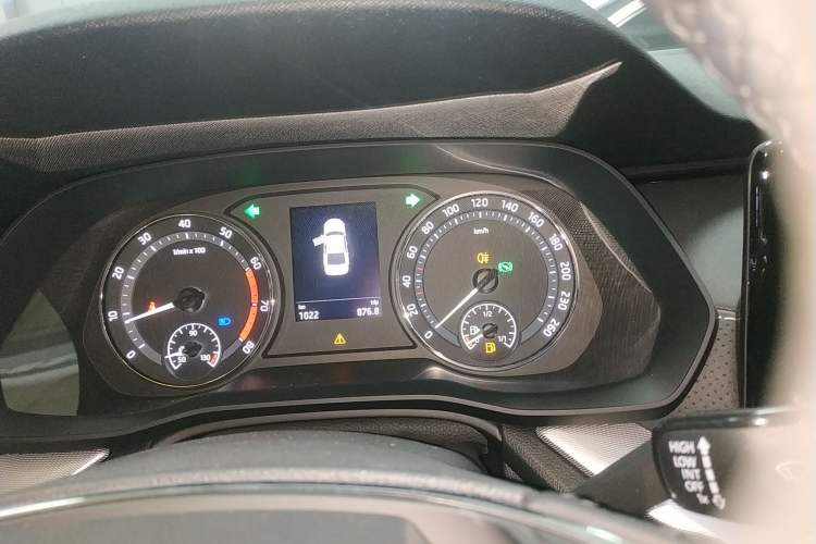 Used Skoda Octavia 2023 Facelifted PRO TSI280 Prestige Edition Instrument Cluster