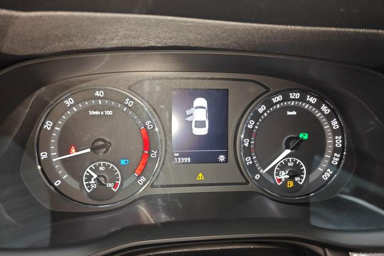 Used Skoda Octavia 2023 Facelifted PRO TSI280 Prestige Edition Instrument Cluster