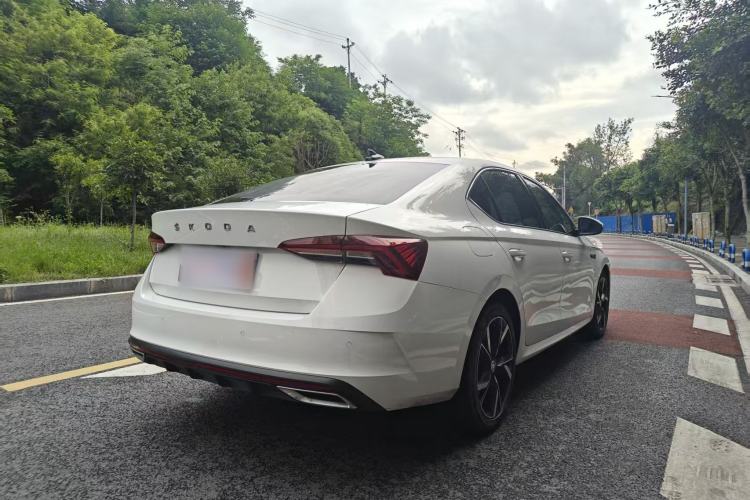 Used Skoda Octavia 2023 PRO TSI280 Luxury Edition Interior 5