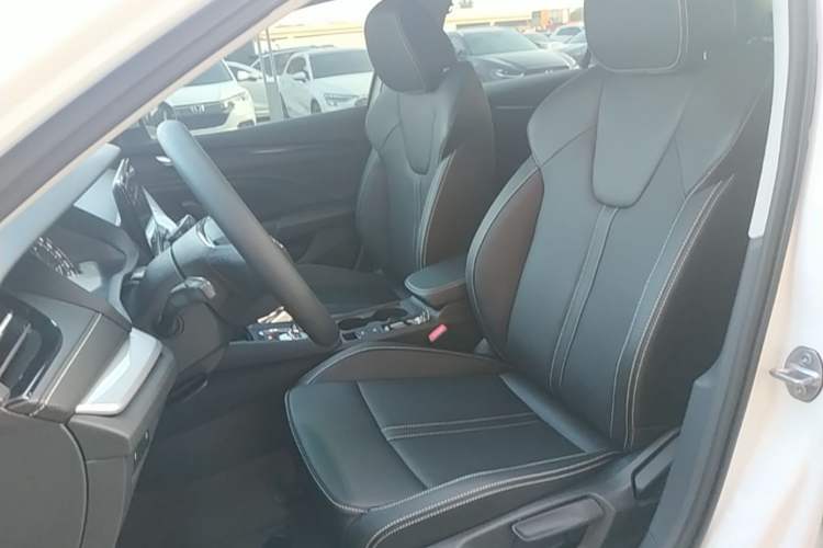 Used Skoda Octavia 2023 Facelifted PRO TSI280 Prestige Edition Left Front Seat