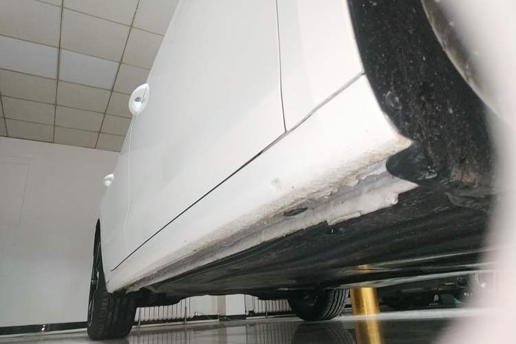 Used Skoda Octavia 2023 Facelifted PRO TSI280 Prestige Edition Right Side Sill