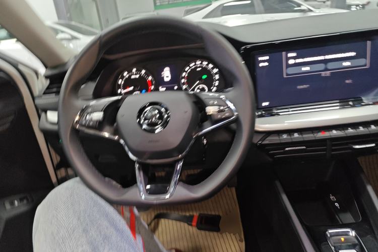 Used Skoda Octavia 2023 Facelifted PRO TSI280 Prestige Edition Steering Wheel