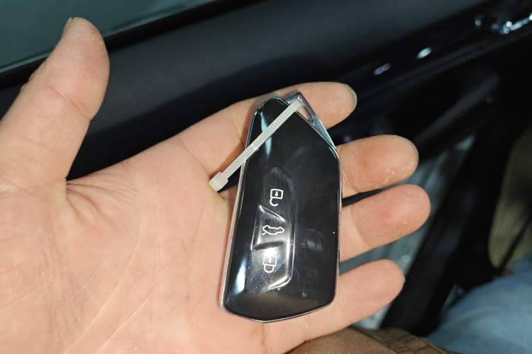 Used Skoda Octavia 2023 Facelifted PRO TSI280 Prestige Edition Vehicle Key