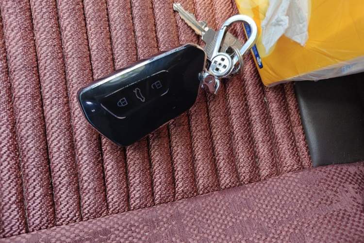 Used Skoda Octavia 2023 Revised PRO TSI280 Luxury Edition Vehicle Key