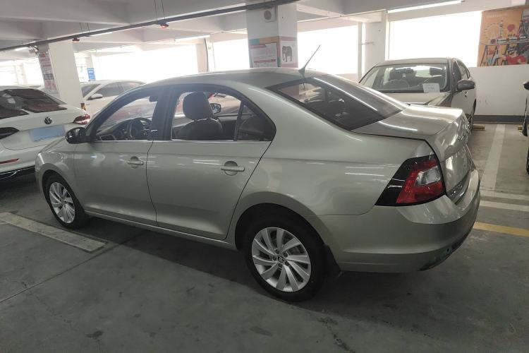 Used Skoda Rapid 2019 1.5L Automatic Comfort Edition China VI Standard Left Side