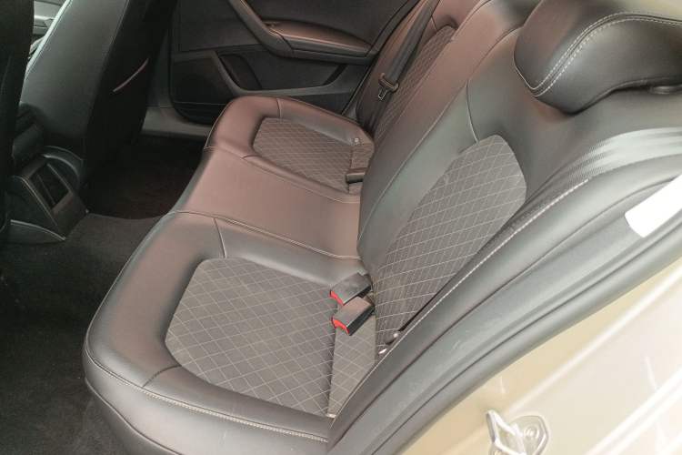 Used Skoda Rapid 2019 1.5L Automatic Comfort Edition China V Standard Left Rear Seat