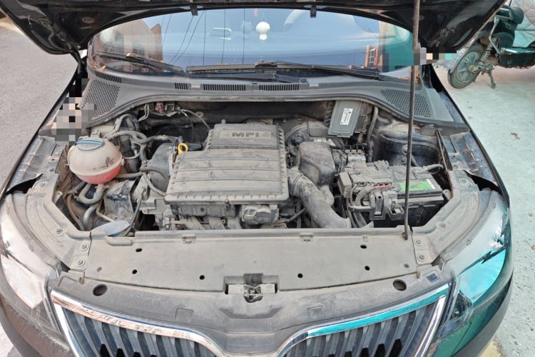 Used Skoda Rapid 2013 1.6L Manual Smart Selection Model Engine Bay
