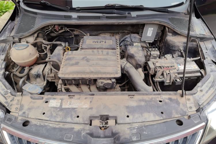 Used Skoda Rapid 2013 1.6L Manual Enjoyment Model Engine Bay