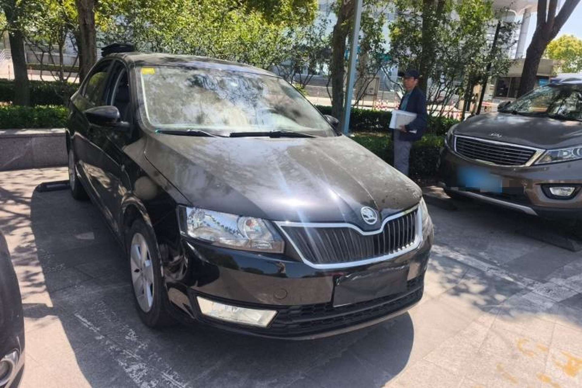Used Skoda Rapid 2013 1.6L Automatic Smart Selection Model Front Right 45 Deg