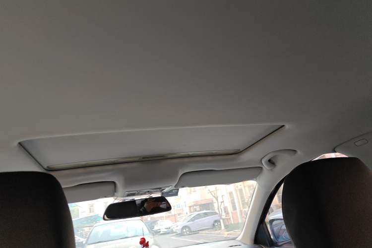 Used Skoda Rapid 2013 1.6L Manual Smart Selection Model Headliner