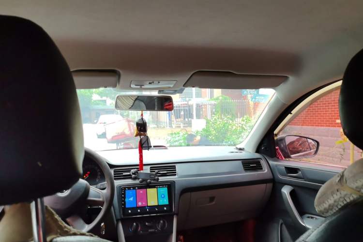 Used Skoda Rapid 2013 1.6L Manual Enjoyment Model Headliner