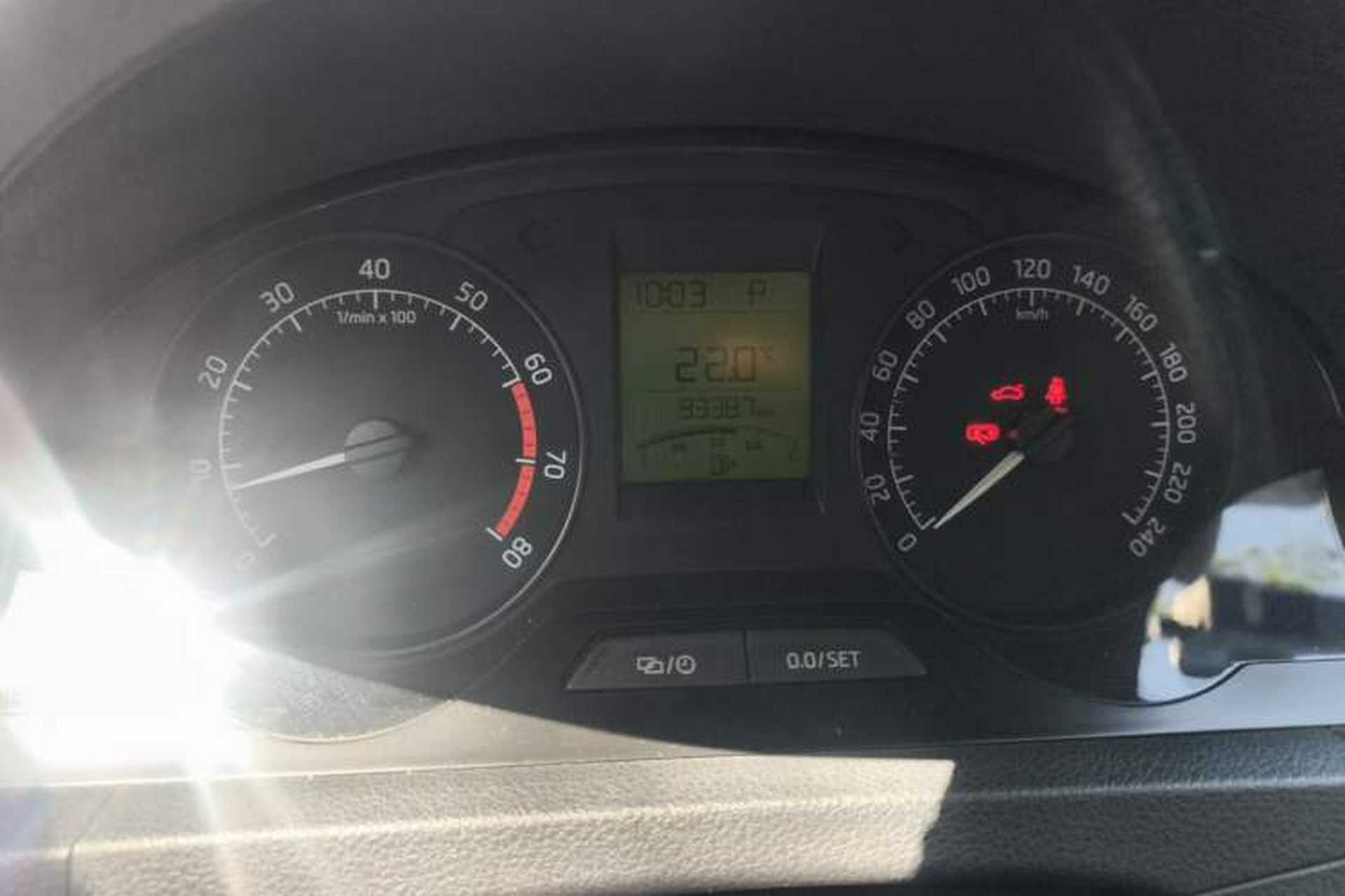 Used Skoda Rapid 2013 1.6L Automatic Smart Selection Model Instrument Cluster