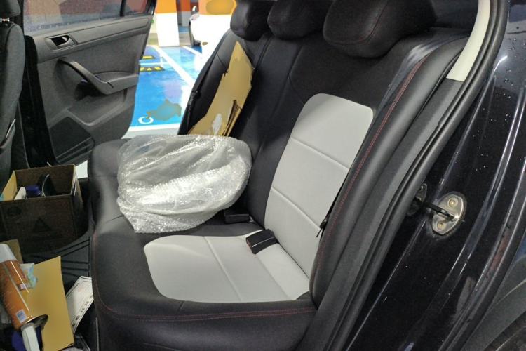 Used Skoda Rapid 2013 1.6L Manual Enjoyment Model Left Rear Seat