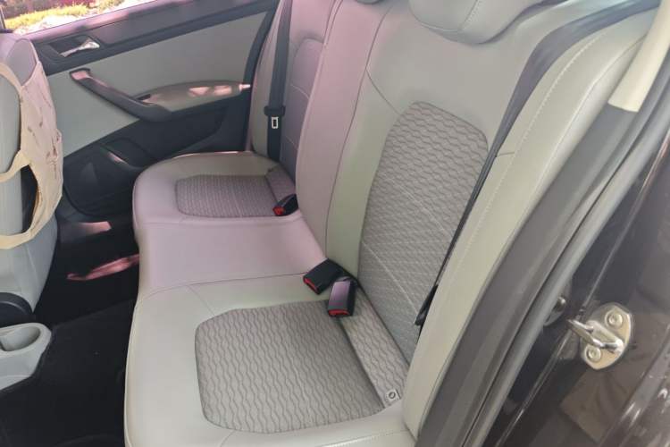 Used Skoda Rapid 2013 1.6L Automatic Smart Selection Model Left Rear Seat