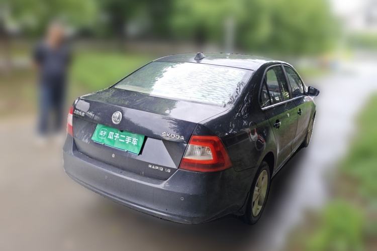 Used Skoda Rapid 2013 1.6L Manual Smart Selection Model Rear Right 45 Deg