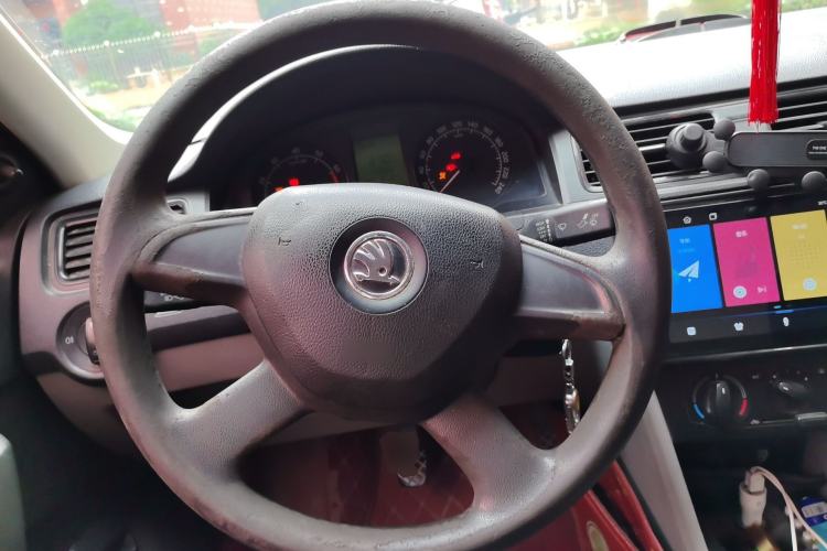 Used Skoda Rapid 2013 1.6L Manual Enjoyment Model Steering Wheel