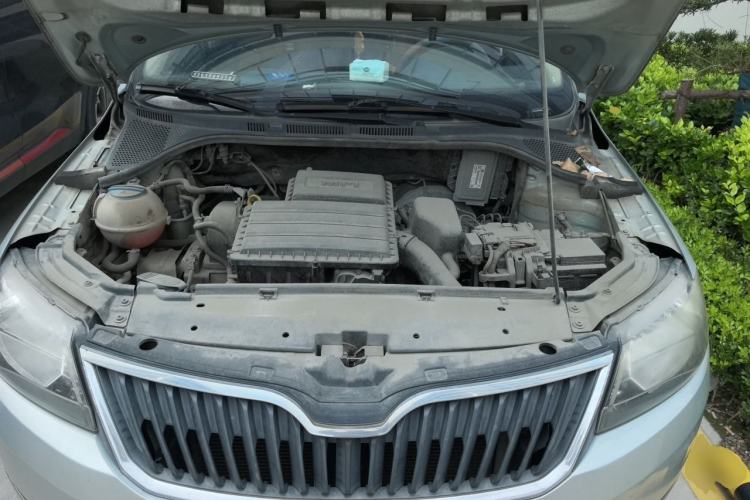 Used Skoda Rapid 2013 1.6L Manual Smart Selection Model Engine Bay