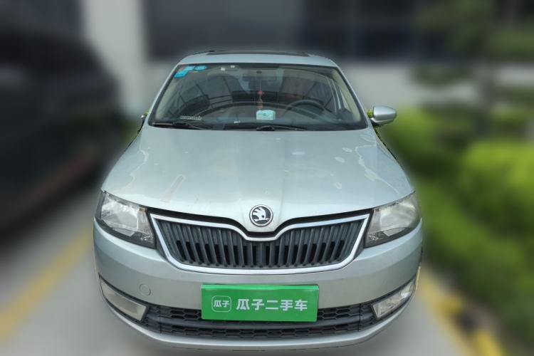 Used Skoda Rapid 2013 1.6L Manual Smart Selection Model Front