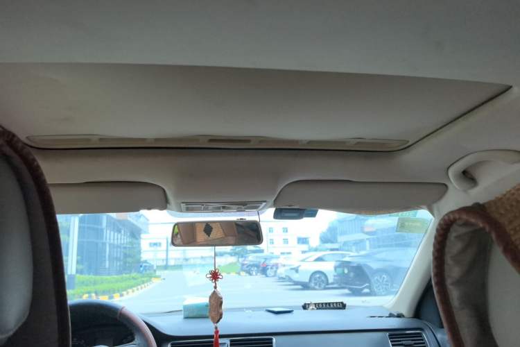 Used Skoda Rapid 2013 1.6L Manual Smart Selection Model Headliner