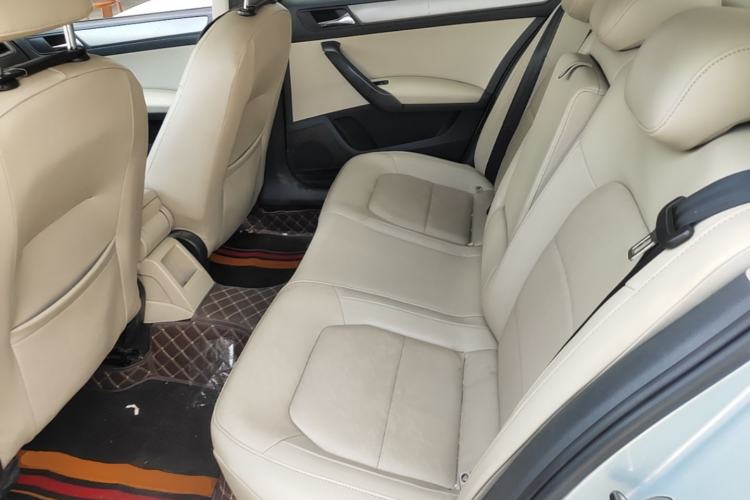 Used Skoda Rapid 2013 1.6L Automatic Smart Selection Model Left Rear Seat