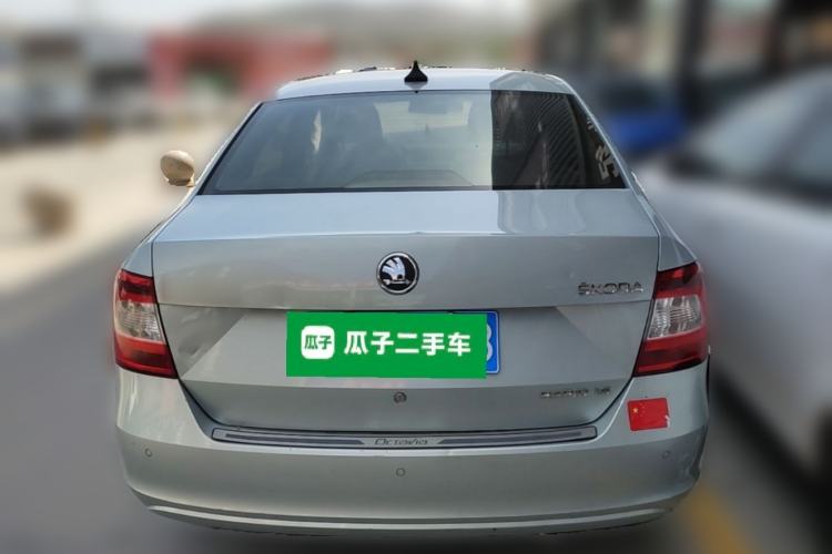 Used Skoda Rapid 2013 1.6L Automatic Smart Selection Model Rear
