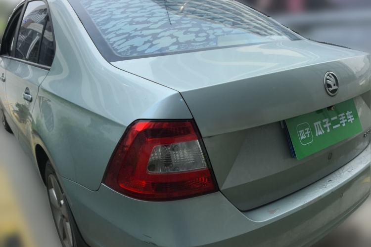 Used Skoda Rapid 2013 1.6L Manual Smart Selection Model Rear Left 45 Deg